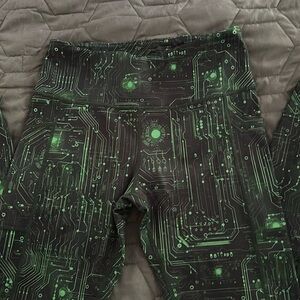 NWOT full length CVG leggings